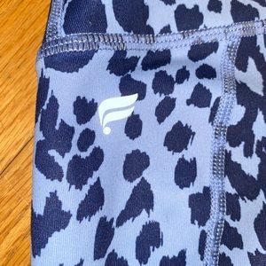 L-Tall blue leopard print fabletics leggings